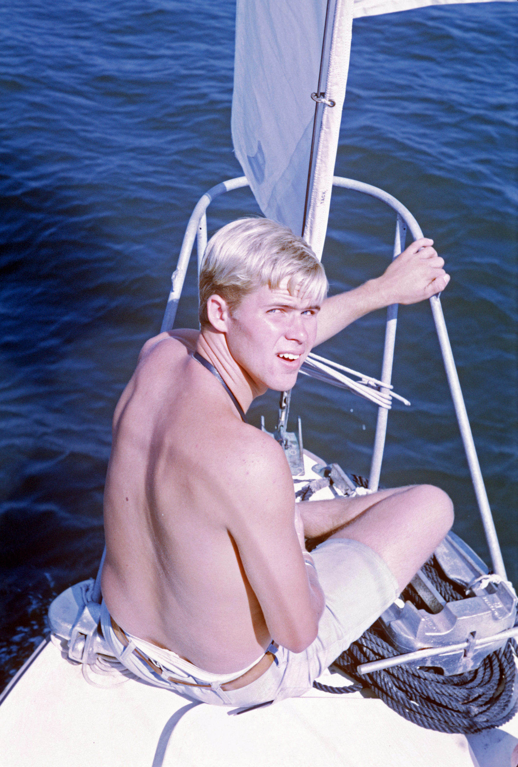 1969-0708-54a-FB-NYC-Sailing-George