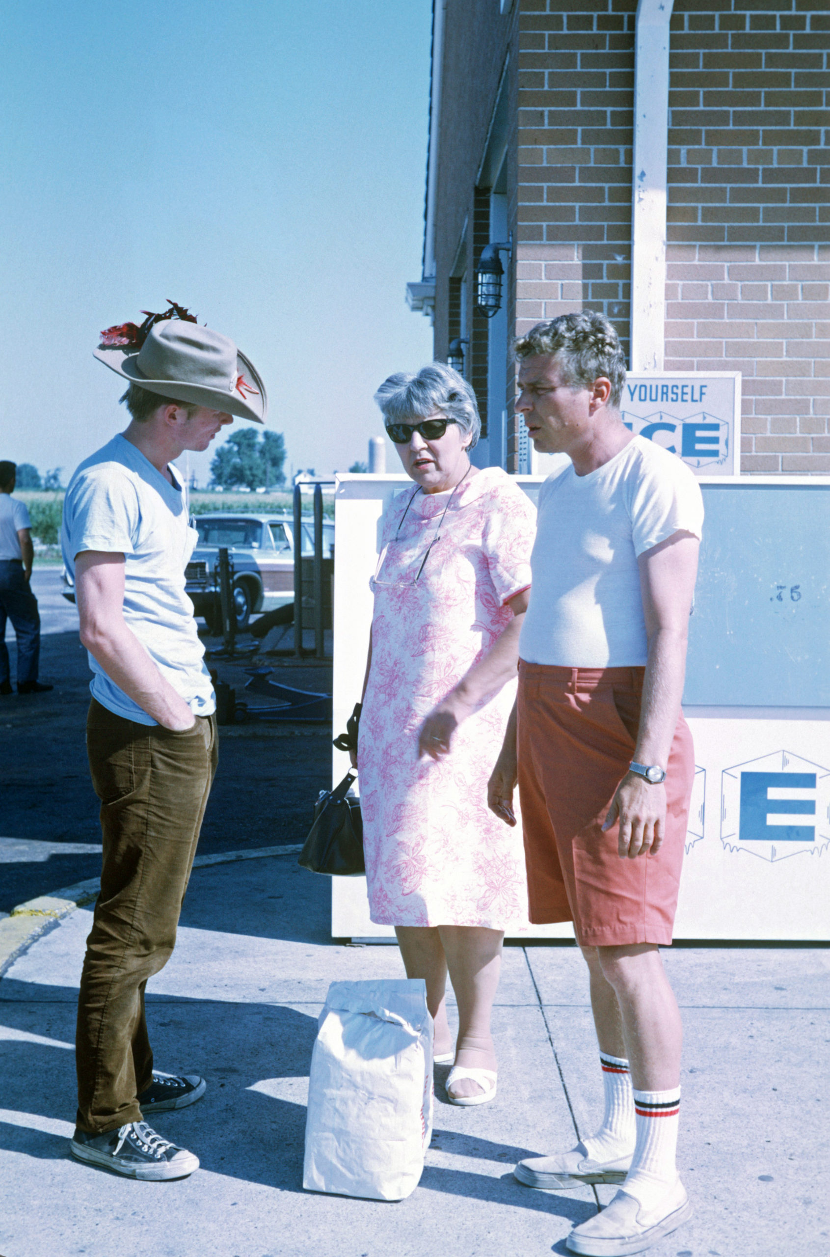 1969-0708-63-FB-Iowa-Mike-Mrs-Evans-Gail