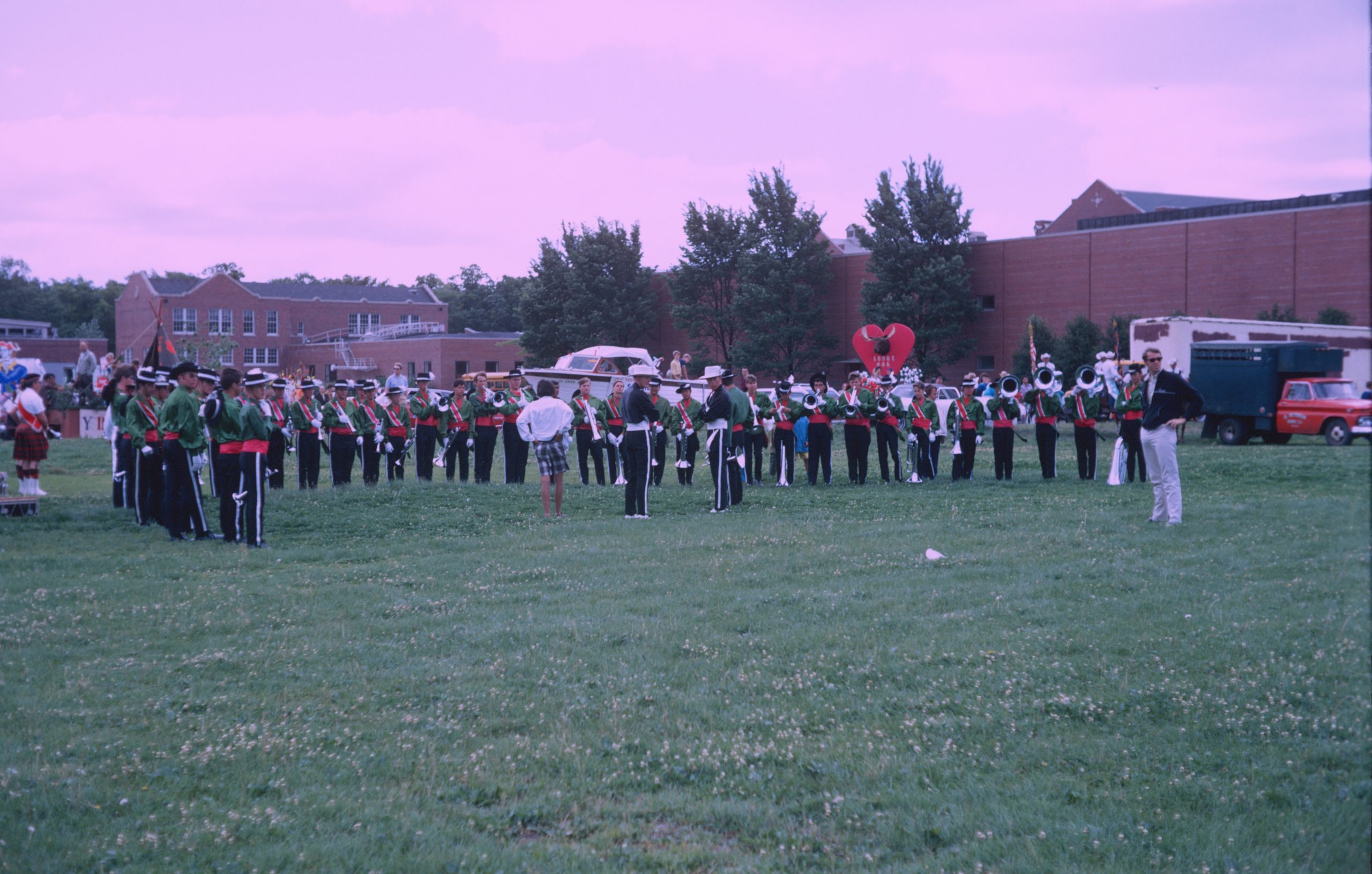 DAS-1970-July-4-01-North-Highlands-IL-Parade-Warmup