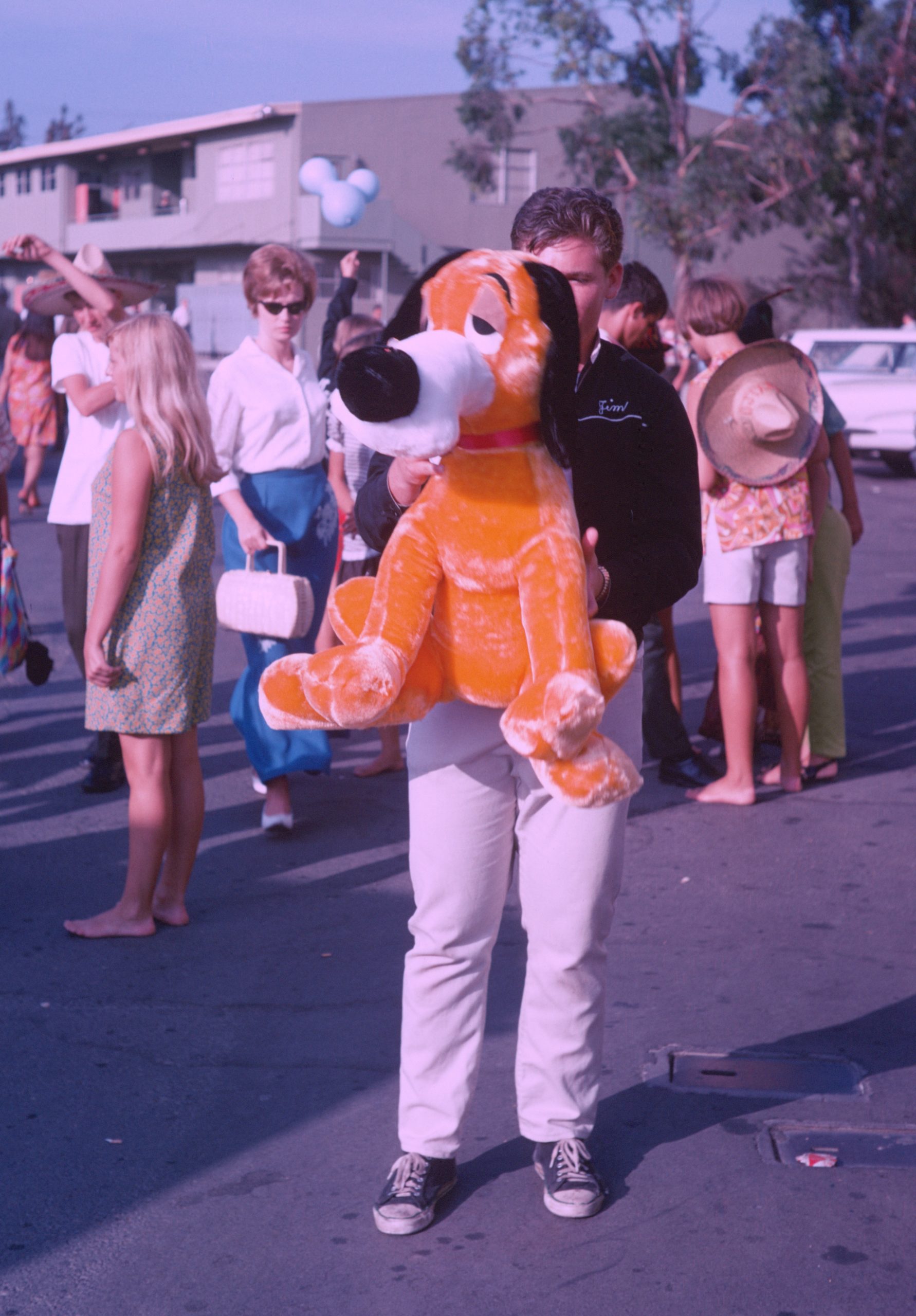 Dan Smith – 1967-07-05-SCV-Disneyland-Jim-Fowler