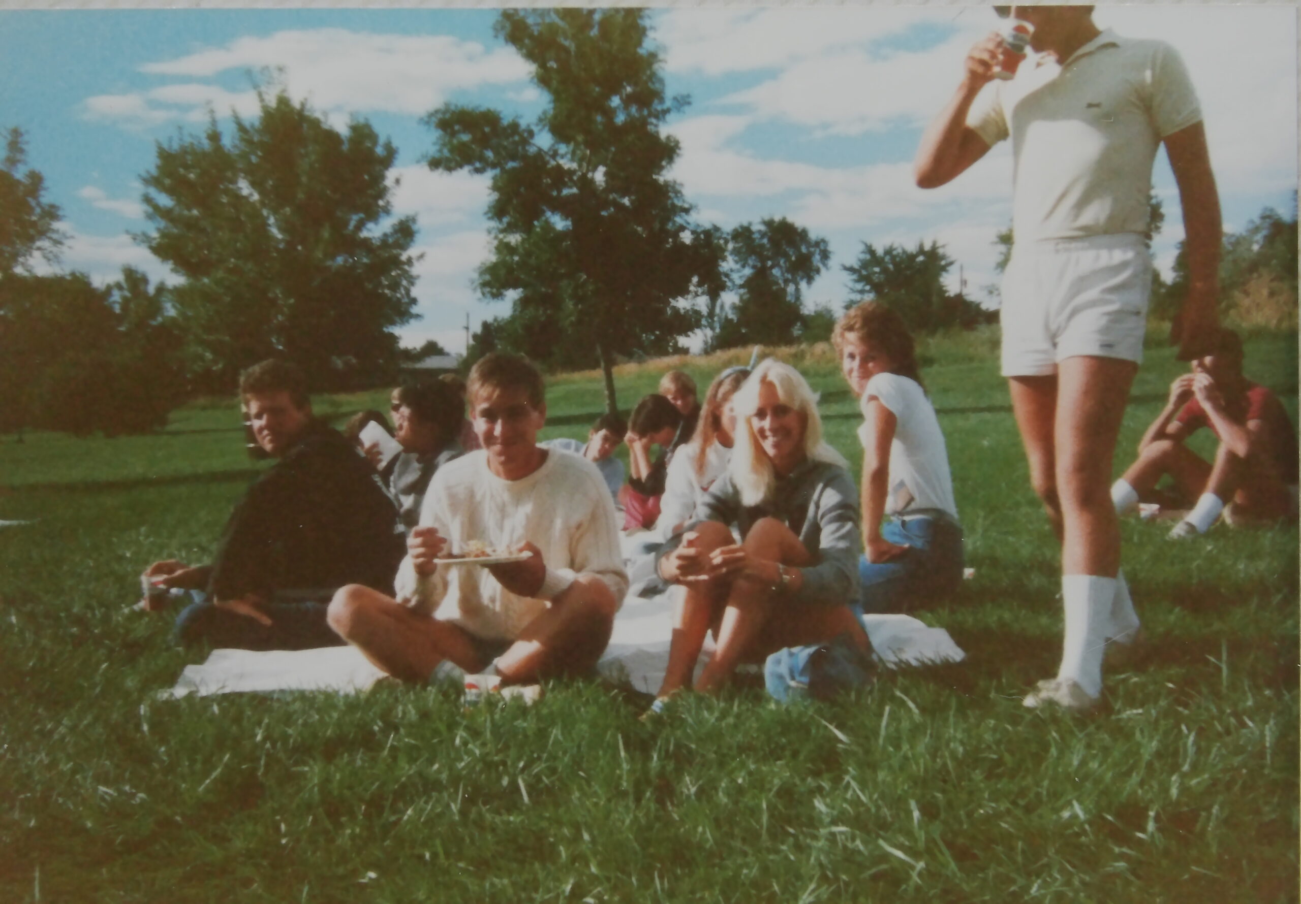 scv_1985_decadesproject_shannonbeersholland_050
