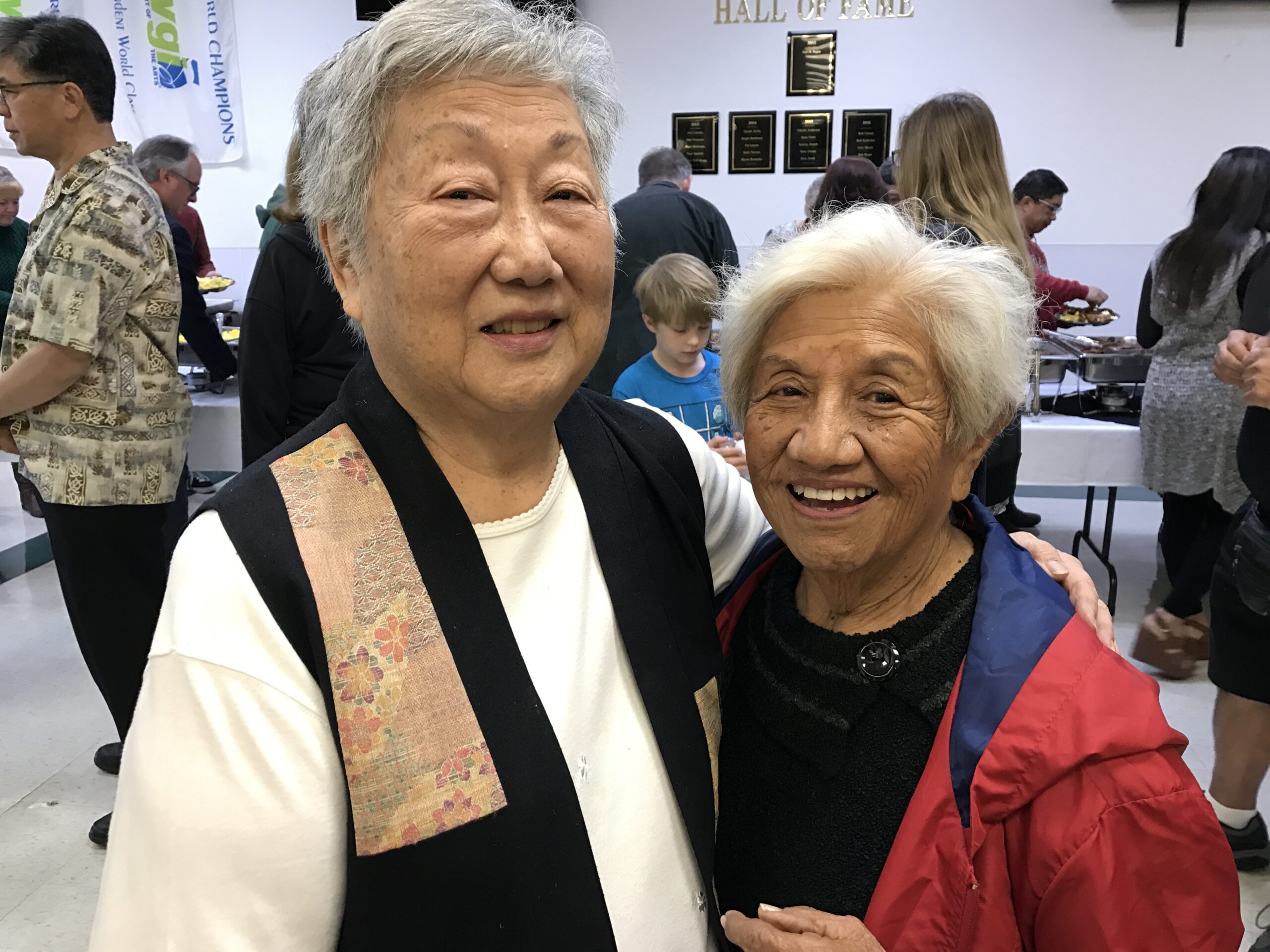 ElaineKono_HoF_Induction_2017_05