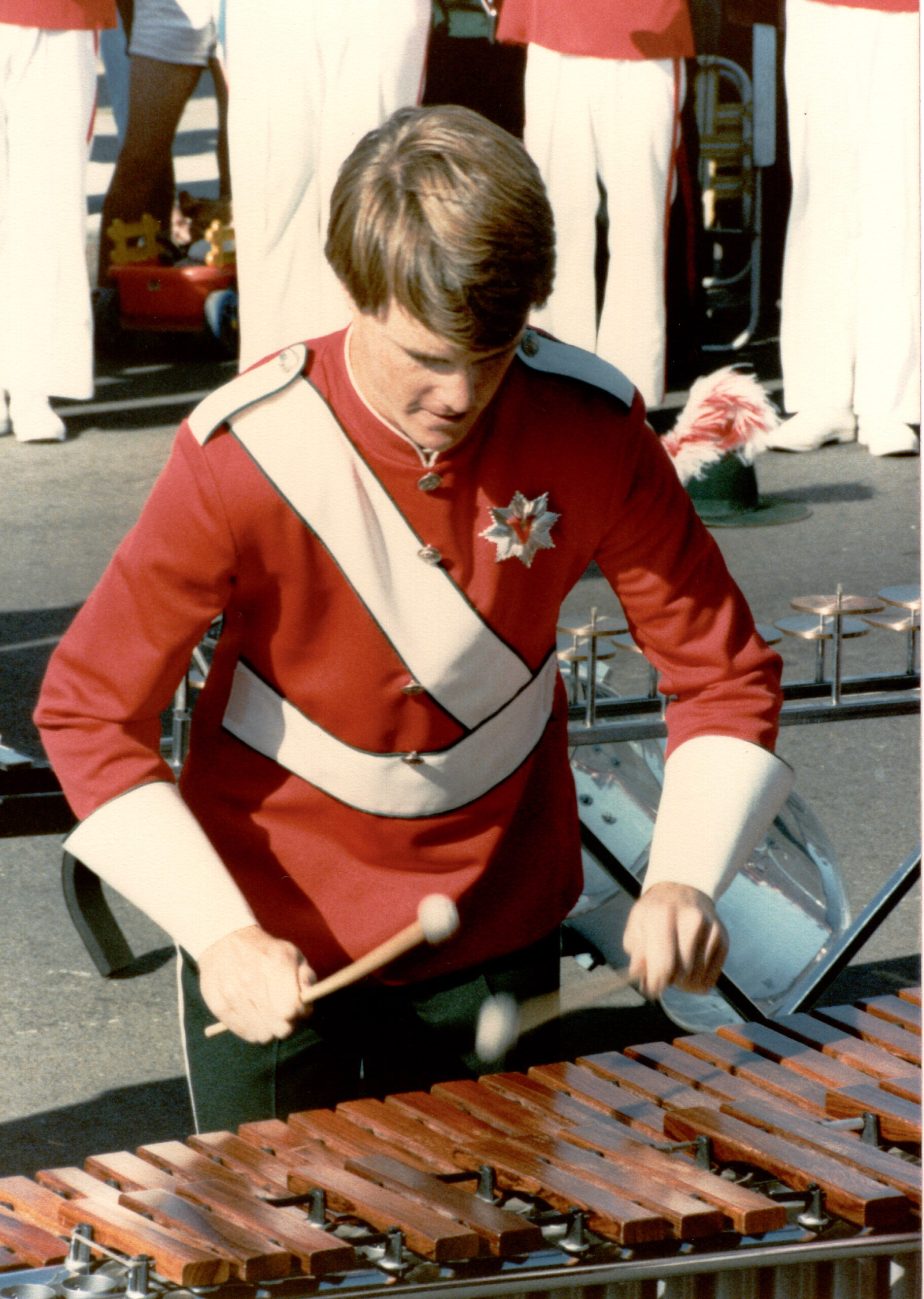 kono_85_SCV_GrnFethr_Parade_033