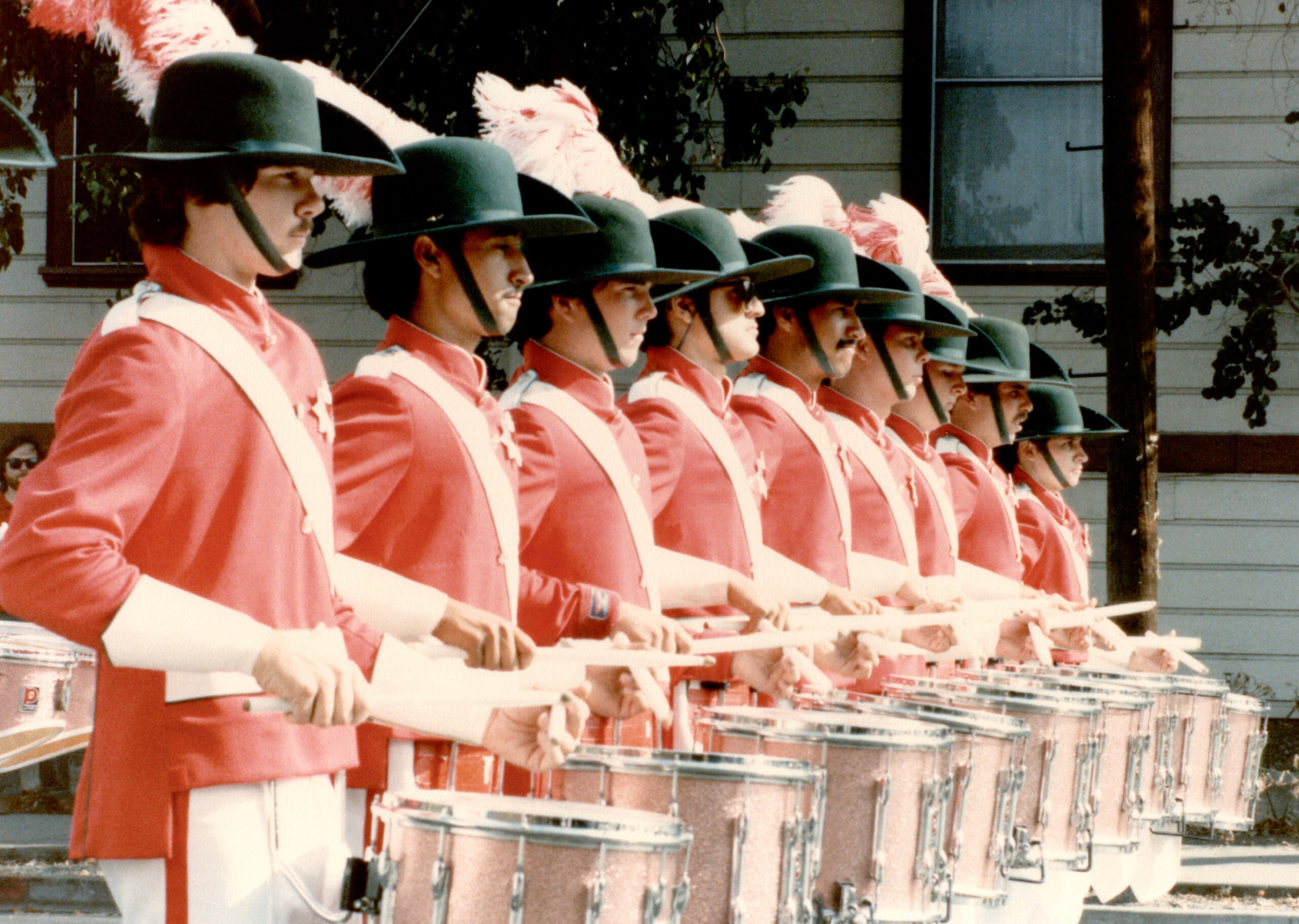 kono_85_SCV_GrnFethr_Parade_047