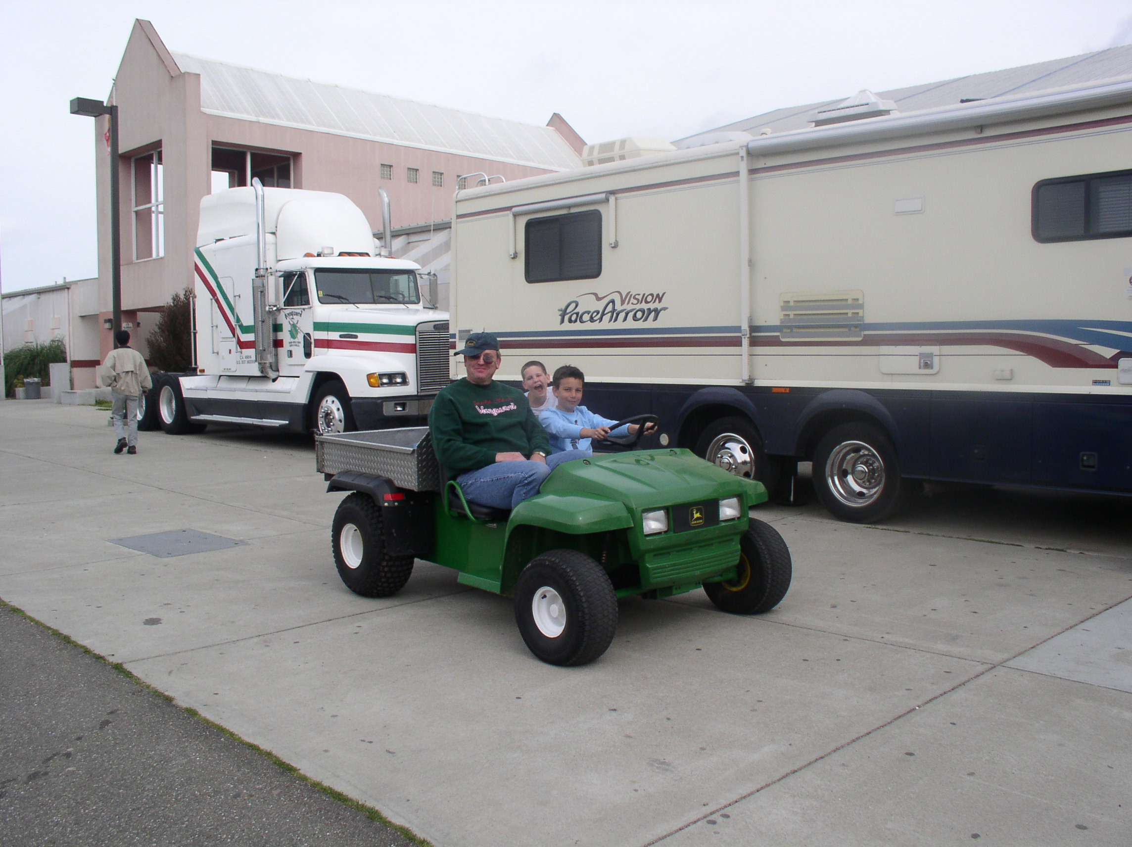 2005-First-April-Camp-002